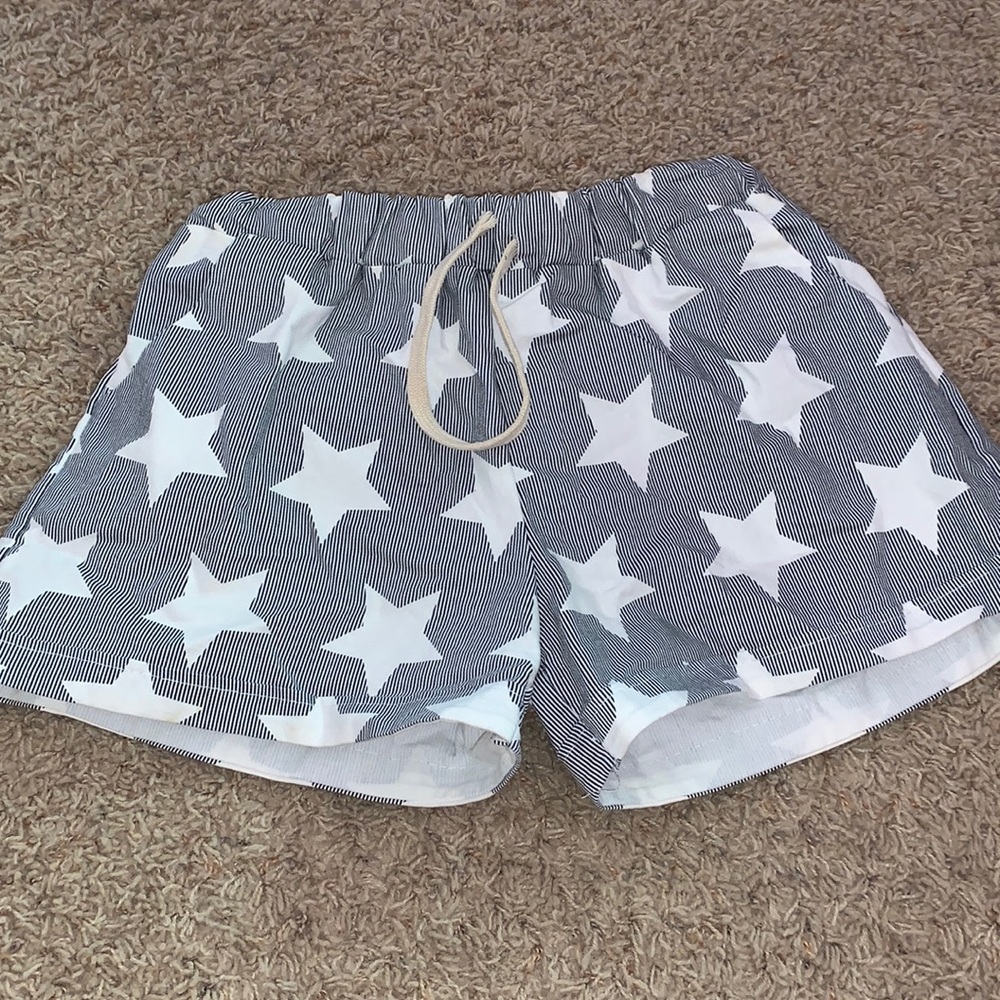 Star shorts